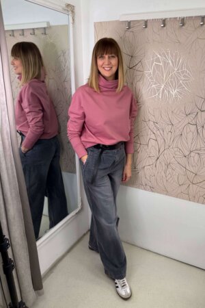 AT039 álló nyakú felső