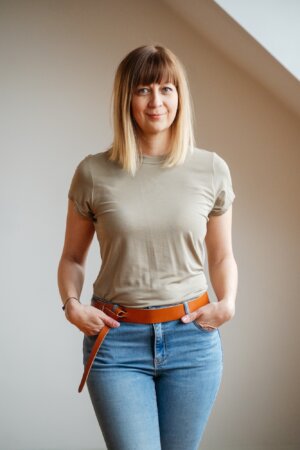 AT045 rövid ujjú póló