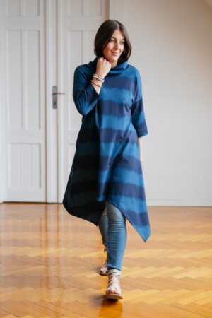 AT071 Aszimmetrikus ruha/tunika