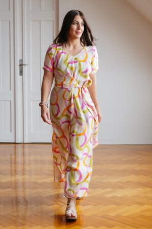 AT083 V kivágású, megkötős ruha