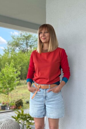 AT070 rövid állású felső